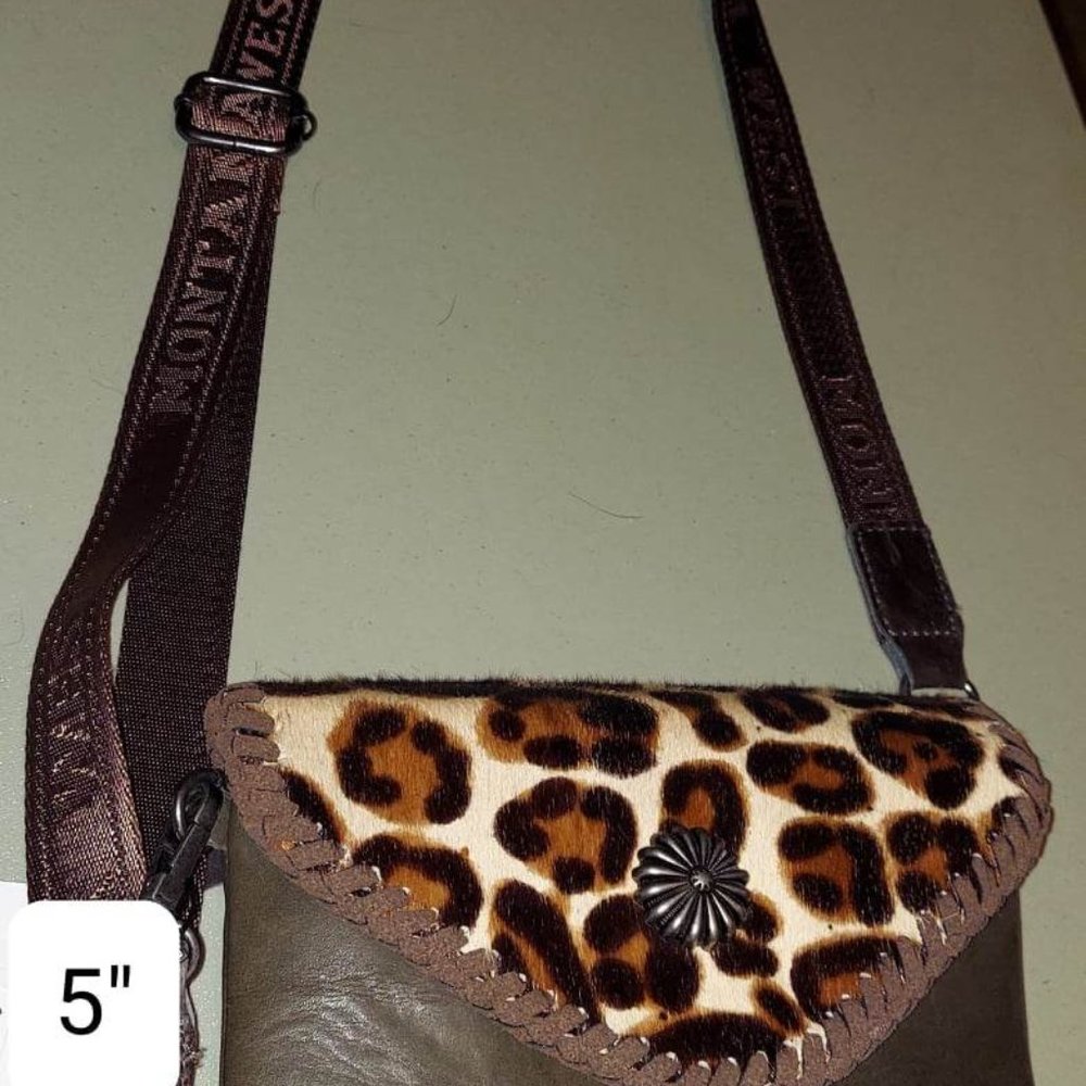 Montana West Petite leather crossbody